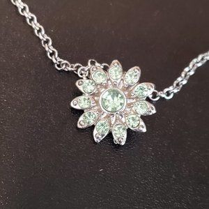 Stainless Steel Flower Pendant Necklace Floral 20"